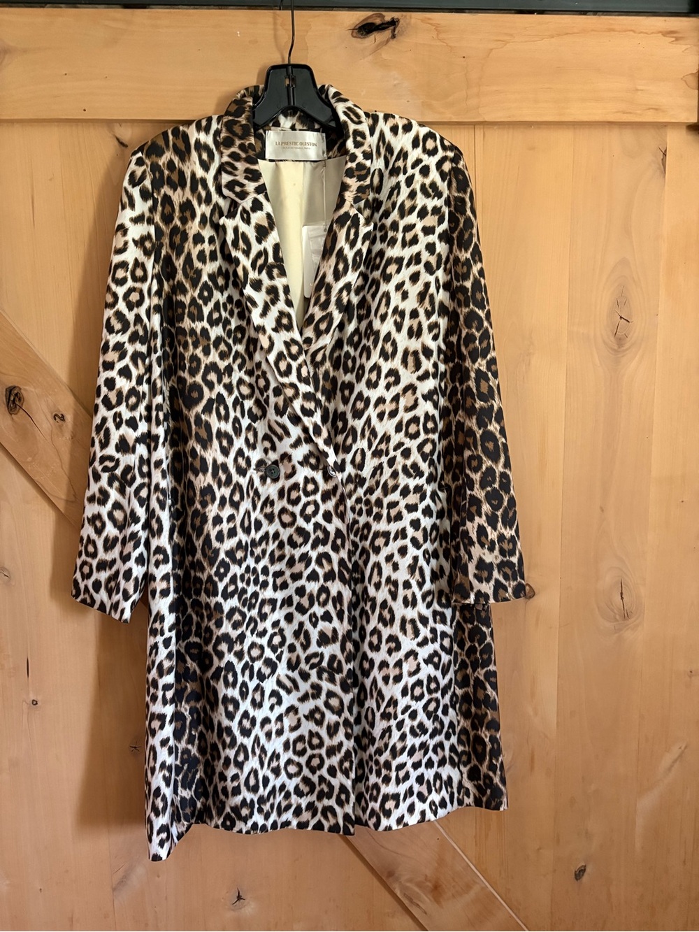 LA PRESTIC OUISTON: Silk Leopard Print Double-Breasted Coat